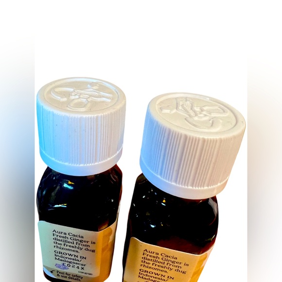 AURA CACIA  NIB  2 Bottles of Fresh Ginger Pure Essential Oil Net .5 FL Oz. each - Picture 8 of 8